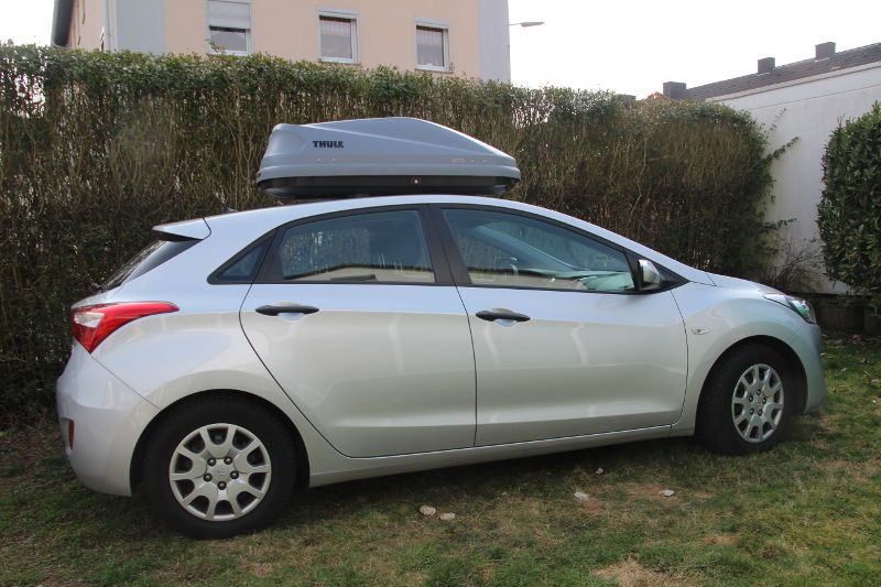 Dachbox xxx auf einem Hyundai i30, z.B. in Mannheim leihen