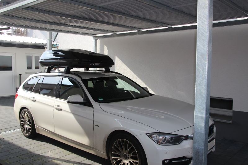 Dachbox auf einem BMW 3er Touring, z.B. in Mannheim mieten