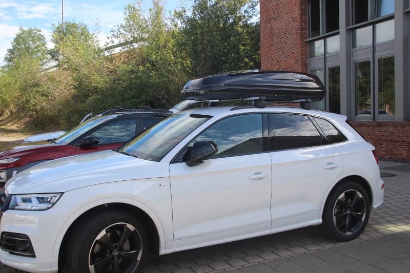 HAPRO-Dachbox mit einem Volumen von 430 Litern auf einem Audi Q5 bei uns in Mannheim zu mieten