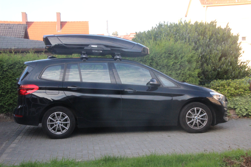 Mannheim: Dachbox mit 640 Liter Volumen von THULE auf einem 2er BMW Gran Tourer